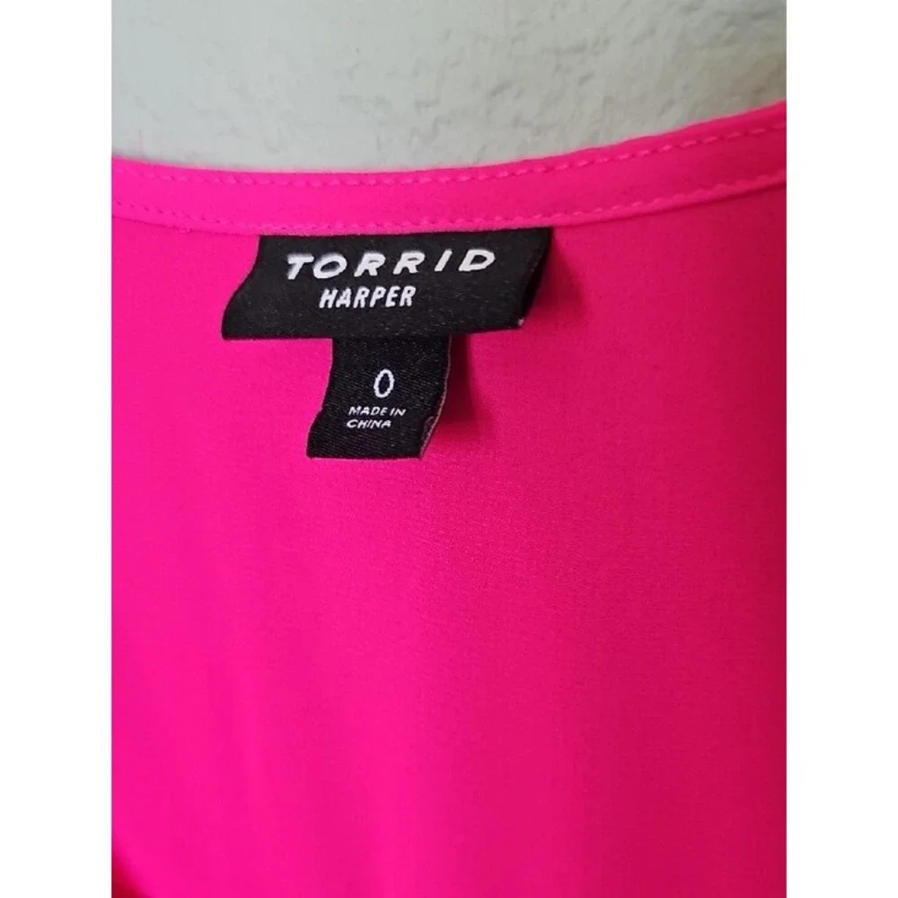 Torrid Harper Blouse Hot Pink Flutter Tulip Sleeve Chiffon V-Neck Size 0 XL